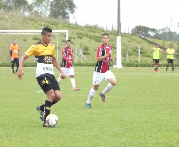 Base do Criciúma duela com o Juventus