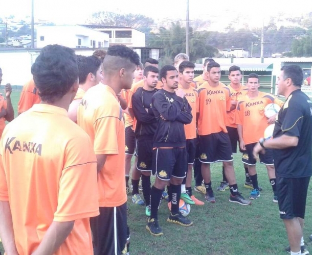 Base do Criciúma enfrenta o Joinville no Estadual