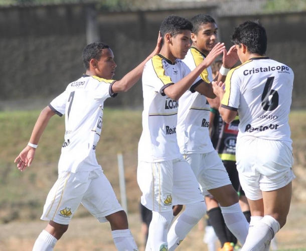 Base do Tigre duela contra time japonês no CT