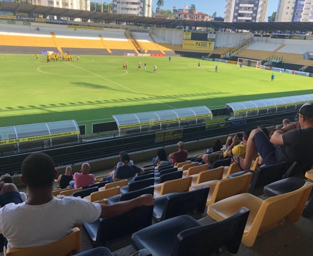 Com a presença da torcida, Tigre treina parte tática