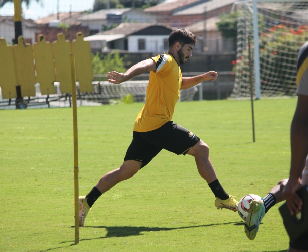 Criciúma e Avaí se enfrentam na ida das quartas