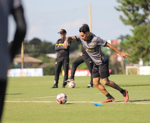 Criciúma e Camboriú fazem o primeiro jogo da final