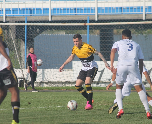 Criciúma e Guarani empatam em Palhoça