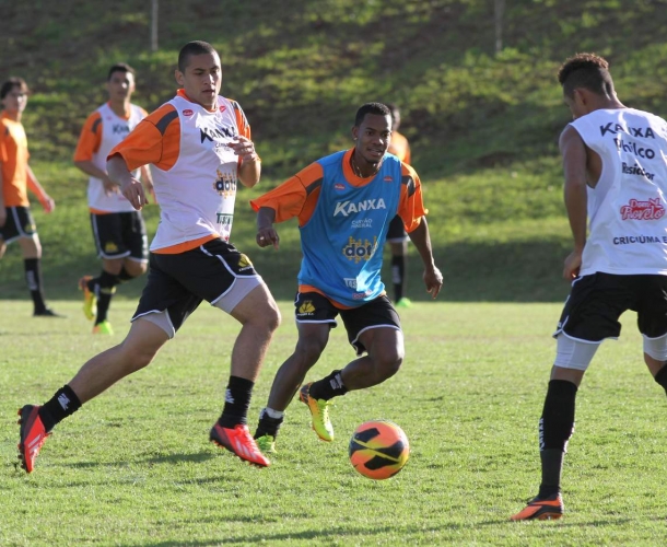 Criciúma encara o Fluminense