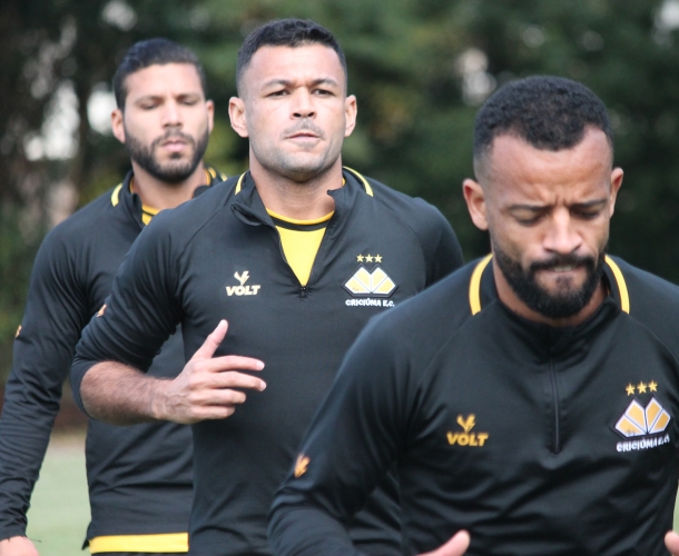 Criciúma encara o Londrina no estádio do Café