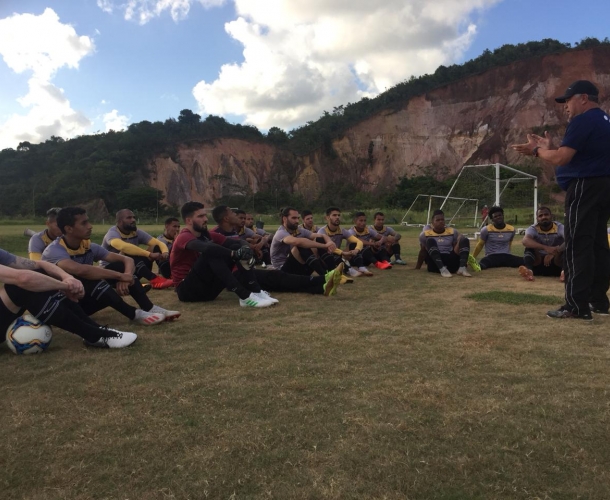 Criciúma encara o Sport