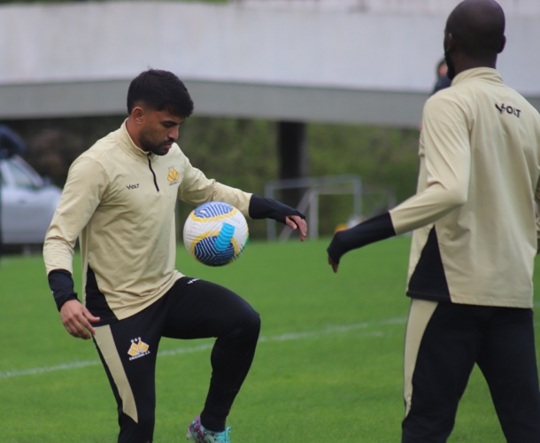 Criciúma enfrenta o Corinthians em São Paulo