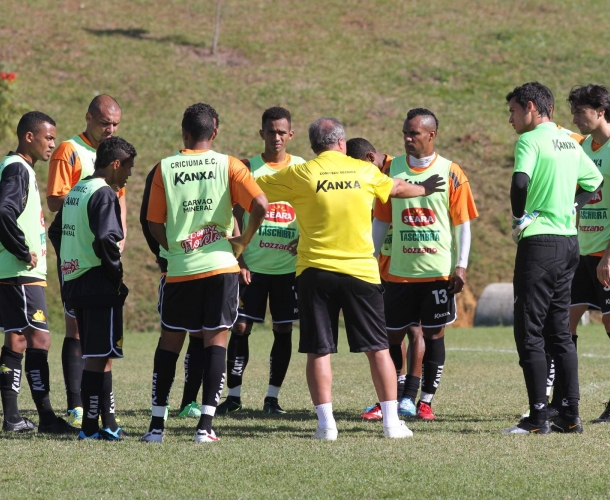 Criciúma faz primeira partida da decisão