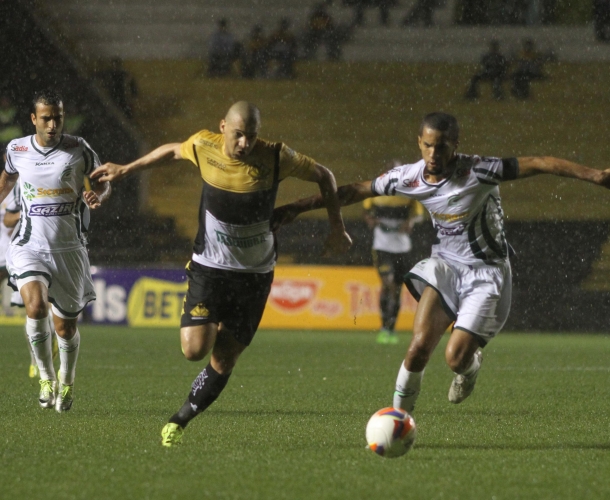 Criciúma perde no Majestoso