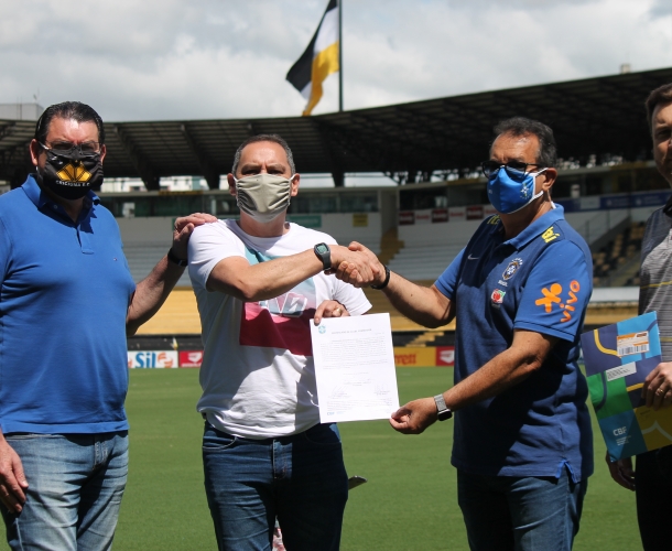 Criciúma recebe oficialmente o certificado de Clube Formador