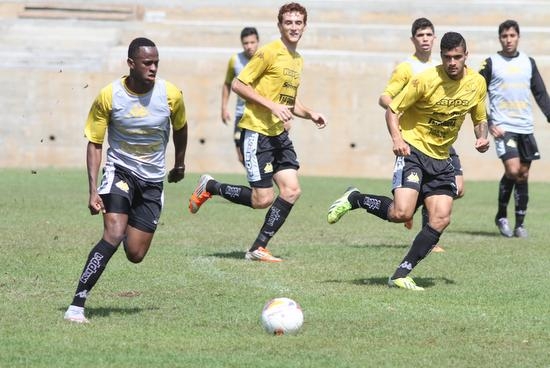 Criciúma se reapresenta após vitória