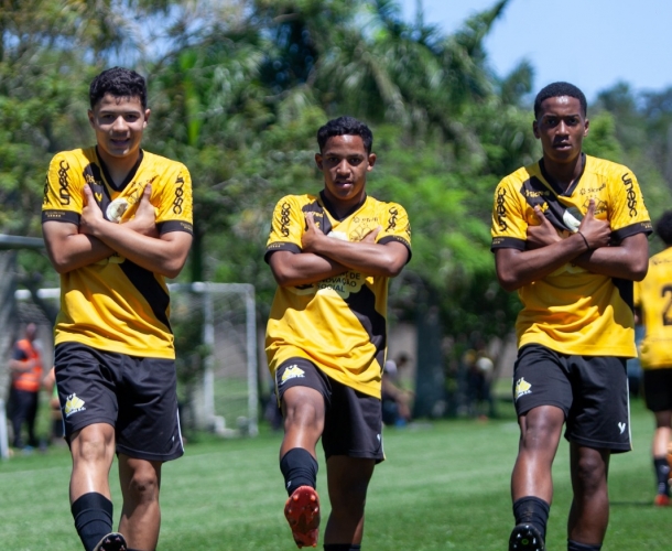 Criciúma Sub-17 vence Galo Maringá; Sub-20 perde para Azuriz mas avança para as quartas de final