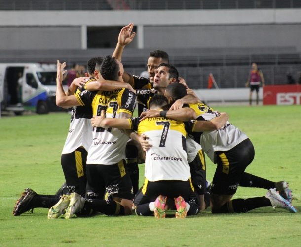 Criciúma vence o CRB no Rei Pelé 