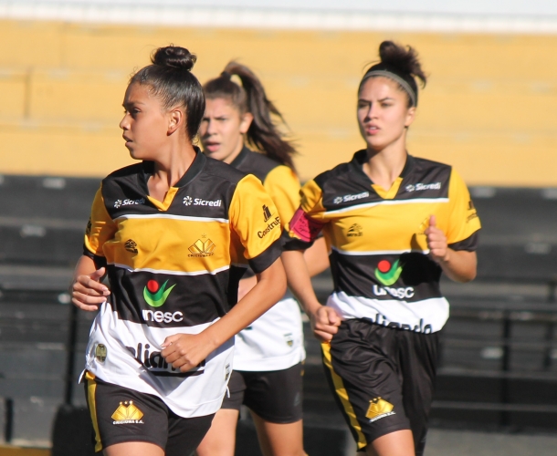 Criciúma/FME empata no Heriberto Hülse