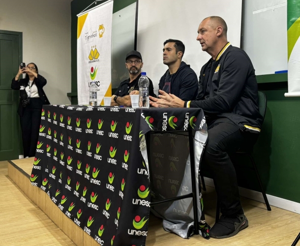 Eder e Wilsão conversam com acadêmicos da Unesc e técnicos do Tigrinhos 