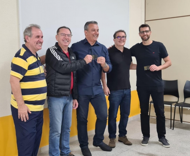 Ex-atletas do Tigre recebem carteirinhas vitalícias