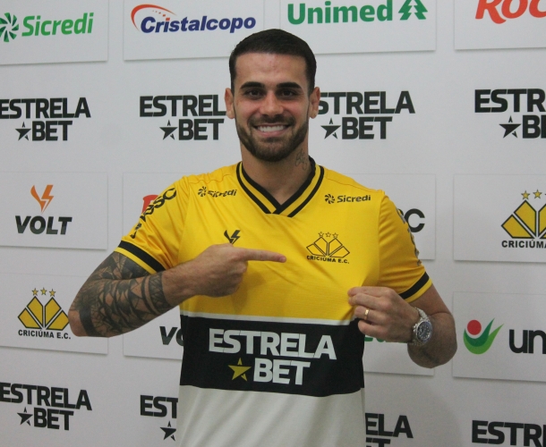 Felipe Vizeu é apresentado oficialmente no Tigre