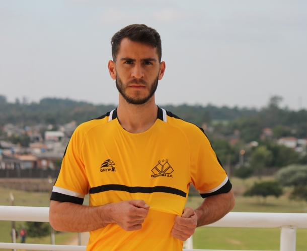 Fellipe Mateus é o novo meia do Tigre