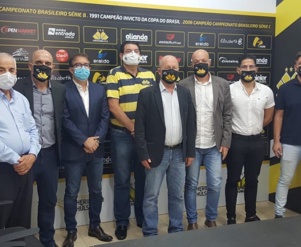 Itamar Schülle é apresentado oficialmente