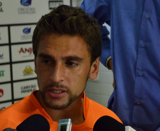 Ivo está fora do jogo de domingo