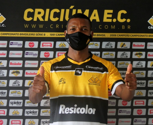 Jean Dias é contratado pelo Tigre