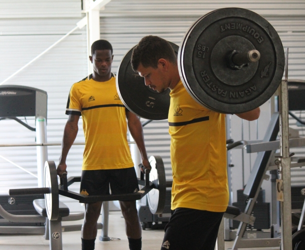 Manhã de domingo com treinamento no CT