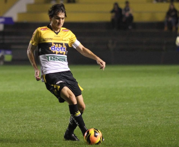 Matheus Ferraz quer arrancada do Tigre