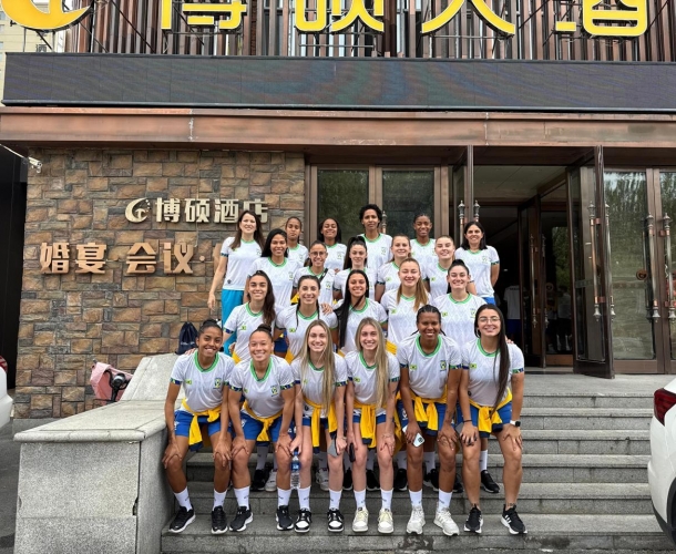 Meninas Carvoeiras estreiam na China representando a Unesc em torneio internacional