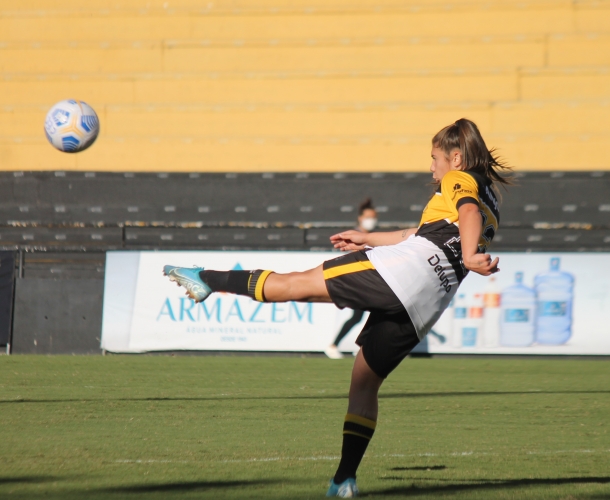 Meninas Carvoeiras recebem o Vila Nova pelo A2