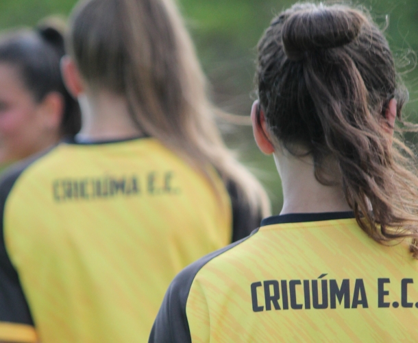 Meninas estreiam com vitória no Brasileiro Sub-16