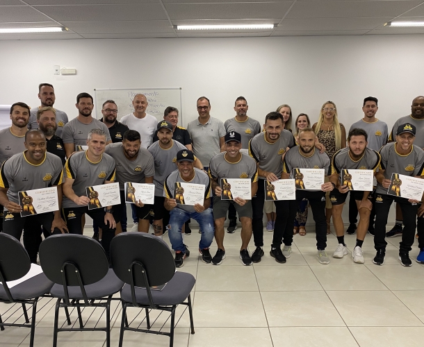 Profissionais da base concluem Semana de Estudos 