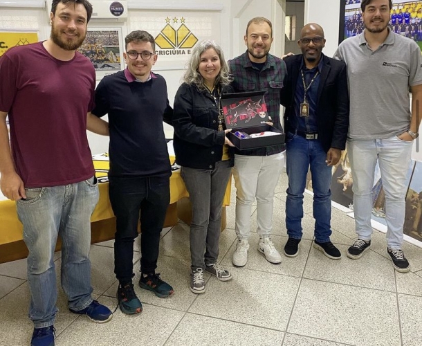 Profissionais do Red Bull Bragantino visitam o clube 