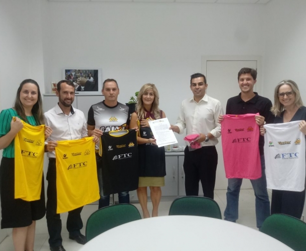 Projeto Tigrinhos renova com Garopaba