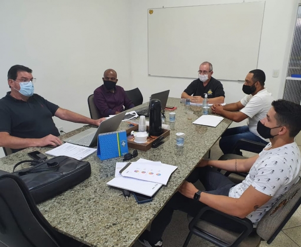 Reunião com representantes da torcida trata de plano de sócios