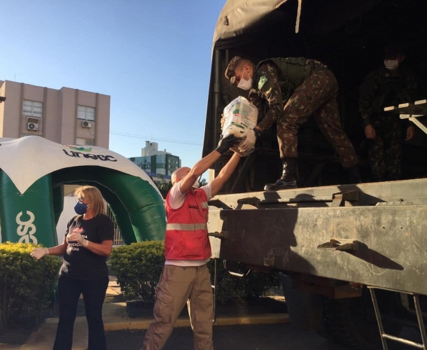 Segunda semana inicia com 674 kg de alimentos arrecadados