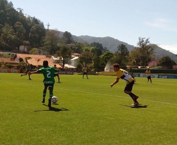 Sub-13 na briga pelo terceiro lugar