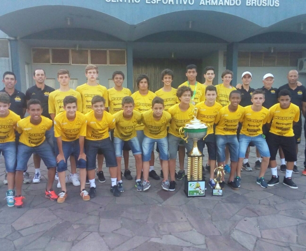 Sub-14 conquista a Copa Cidade Verde