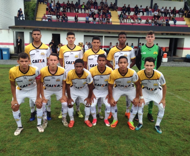 Sub-15 empata e Sub-17 vence o Joinville