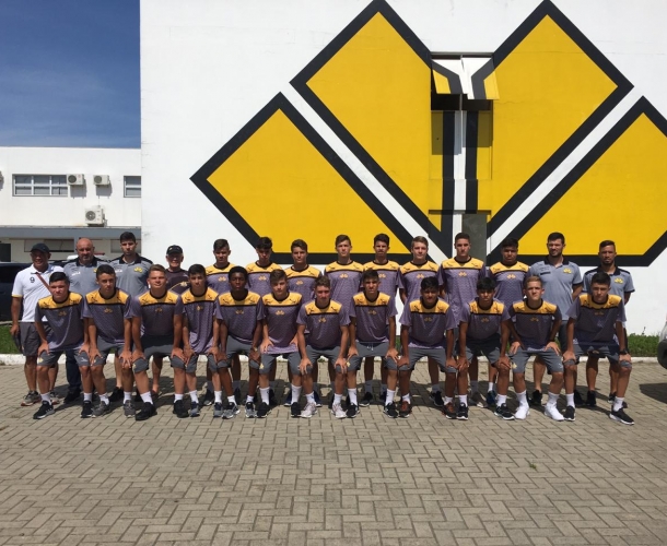 Sub-15 estreia na 25ª Copa Votorantim