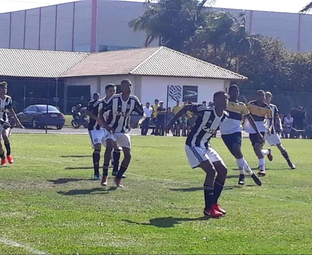 Sub-15 vence e Sub-17 é derrotado no Catarinense