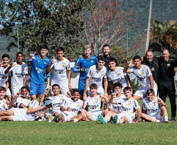 Sub-15 vence e Sub-17 tem resultado negativo