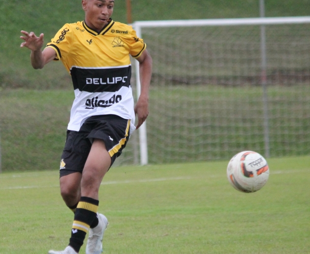Sub-17 estreia na Copa SC com vitória fora de casa