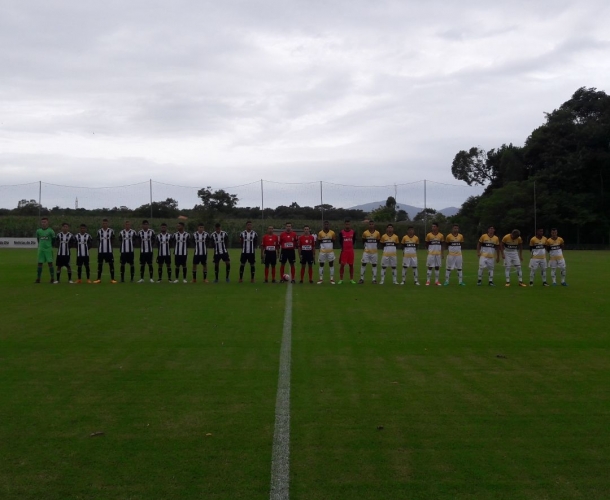 Sub-20 estreia com empate fora de casa