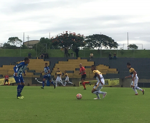 Sub-20 perde a primeira no Catarinense