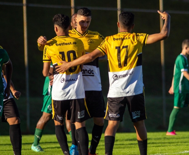 Sub-20 vence o Metropol e está nas quartas da Copa SC
