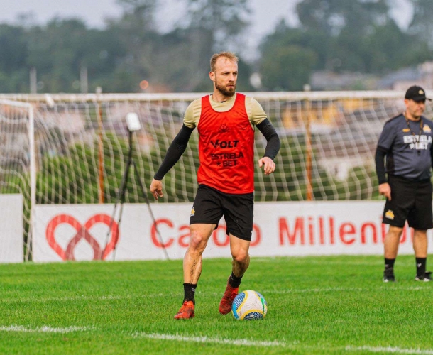 Tarde com treinamento técnico no CT do Tigre