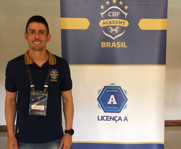 Técnico do Sub-20 conclui etapa da Licença A da CBF