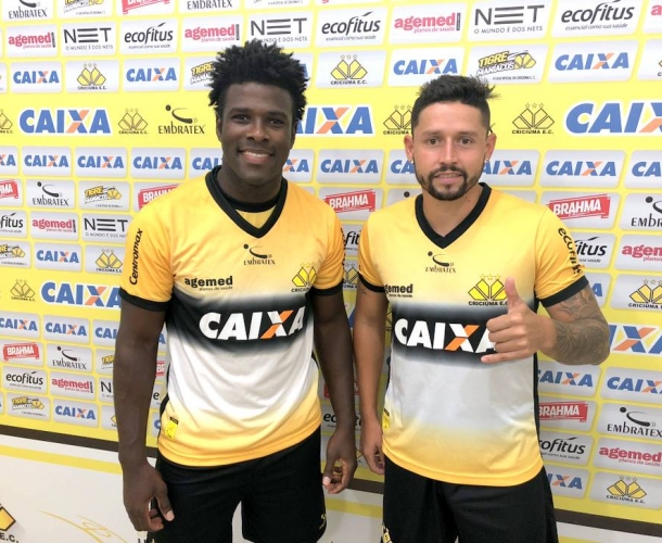 Tigre apresenta Sandro e Elvis