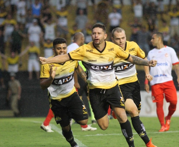 Tigre bate o Inter de Lages de virada