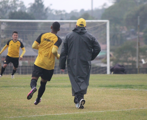 Tigre busca vaga na semifinal em Itajaí